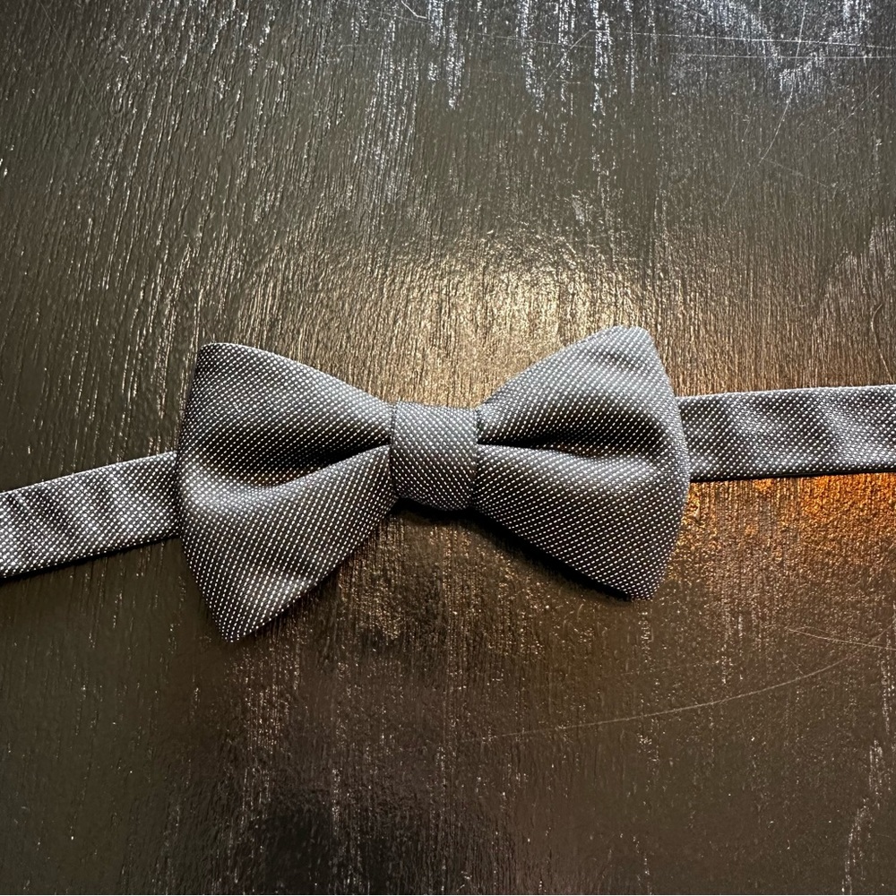 Alfani Bow Tie Gray Sprakley Sparkles Bright Black